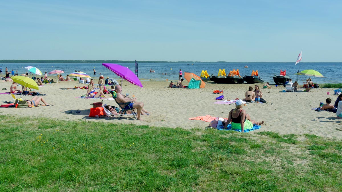 Plage du moutchic, pédalo en famille